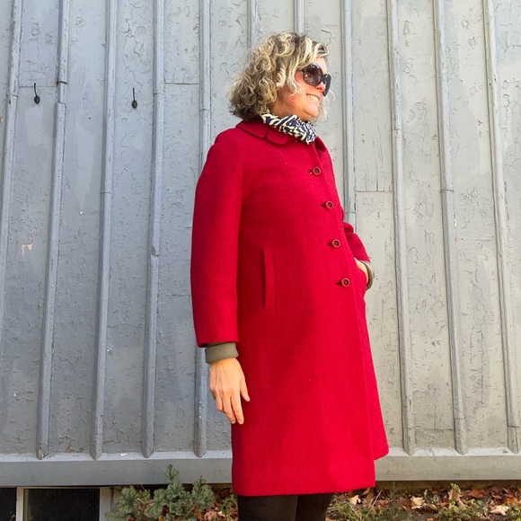 Vintage Red 1960’s Shagmoor Coat, approx size 10 - Picture 3 of 16